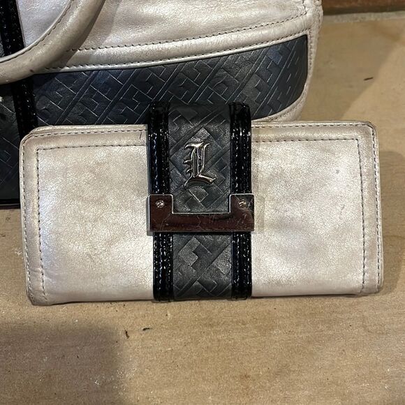 LAMB by Gwen Stefani Pearl Leather Bowling Bag and Matching Wallet - Picture 5 of 16